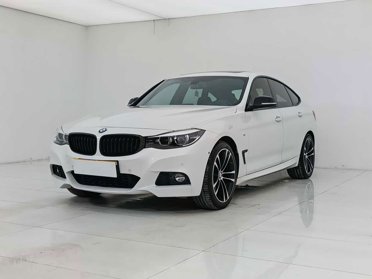 BMW3 SeriesGT 2020 320i M Sport Package