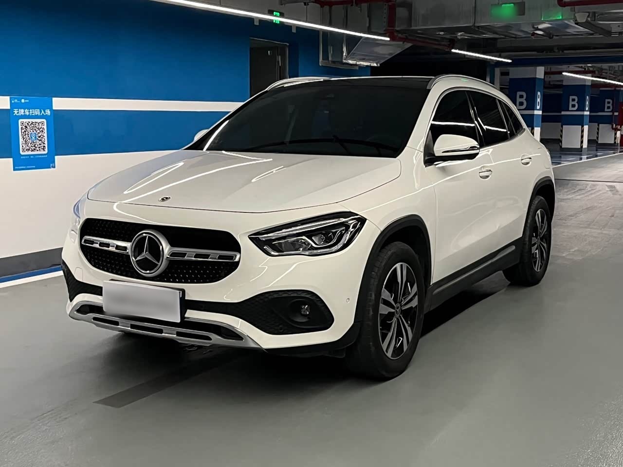 Mercedes-BenzGLA 2023 GLA 220