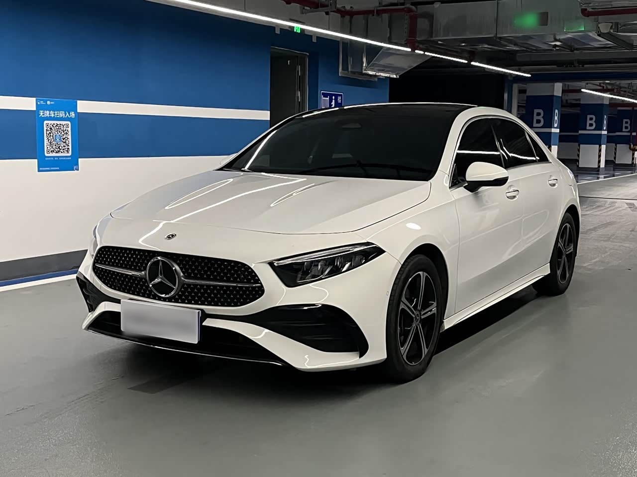 Mercedes-BenzA-Class 2023 A 200 L Fashion