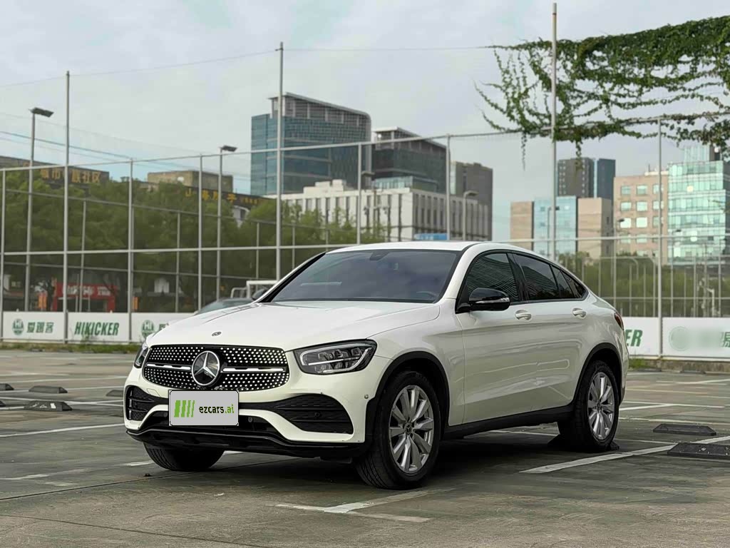 Mercedes-BenzGLC Coupe 2020 GLC 260 4MATIC Coupe SUV