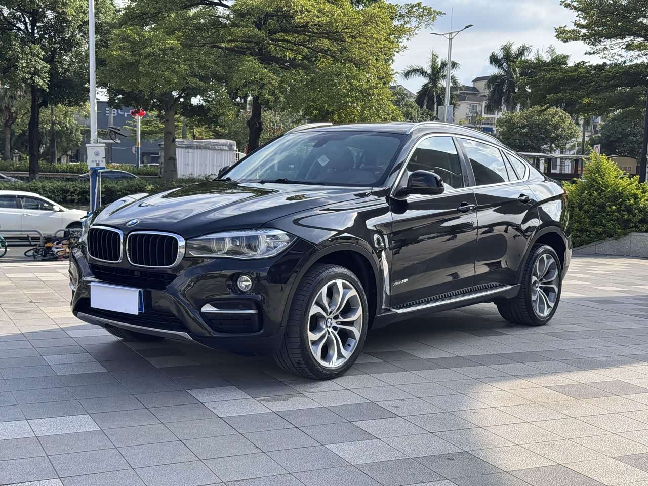 BMWX6 2015 xDrive35i Luxury