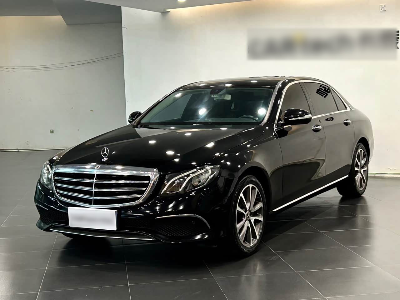 Mercedes-BenzE-Class 2019 E 260 L