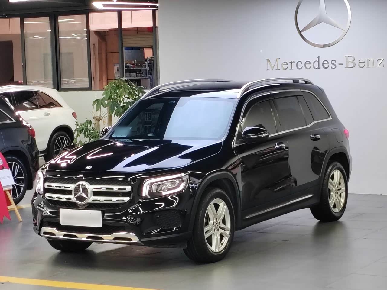 Mercedes-BenzGLB 2023 GLB 220 Dynamic