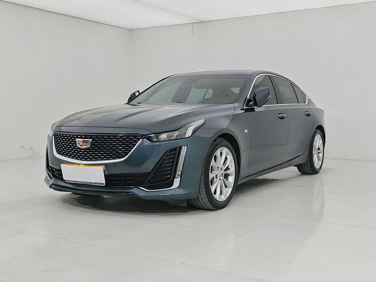 CT5 2021 28T Luxury