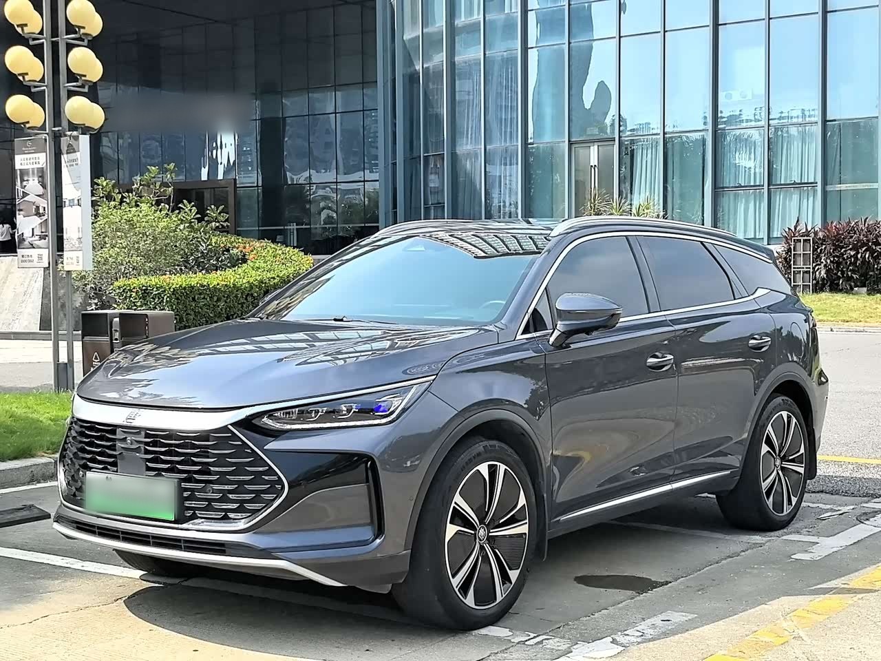 Tang EV 2022 DM-p 215KM AWD Flagship
