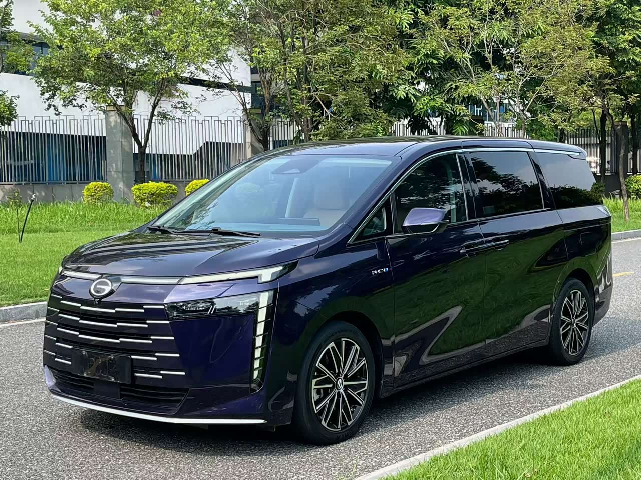 E8 PHEV 2024 150km MAX