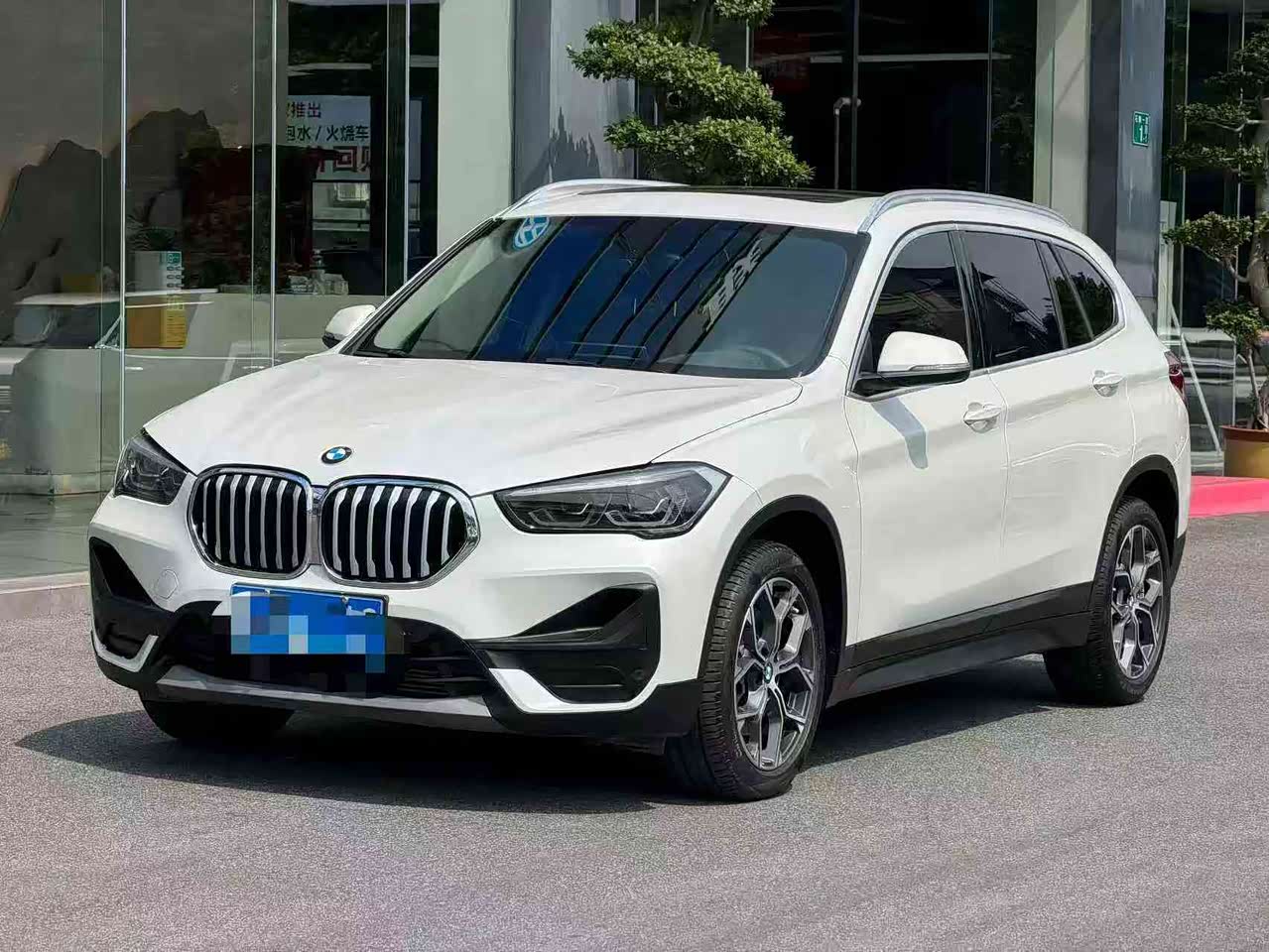 BMWX1 2022 sDrive25Li Leading