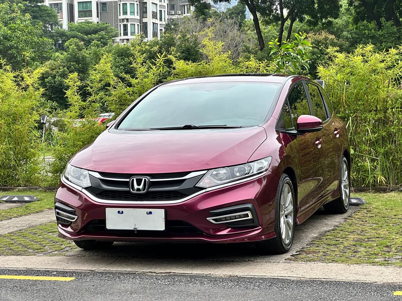 Jade 2017 1.8L AT Comfort 5-Seater