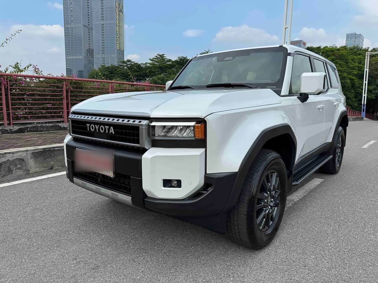 Prado 2024 2.4T TX 5-Seater