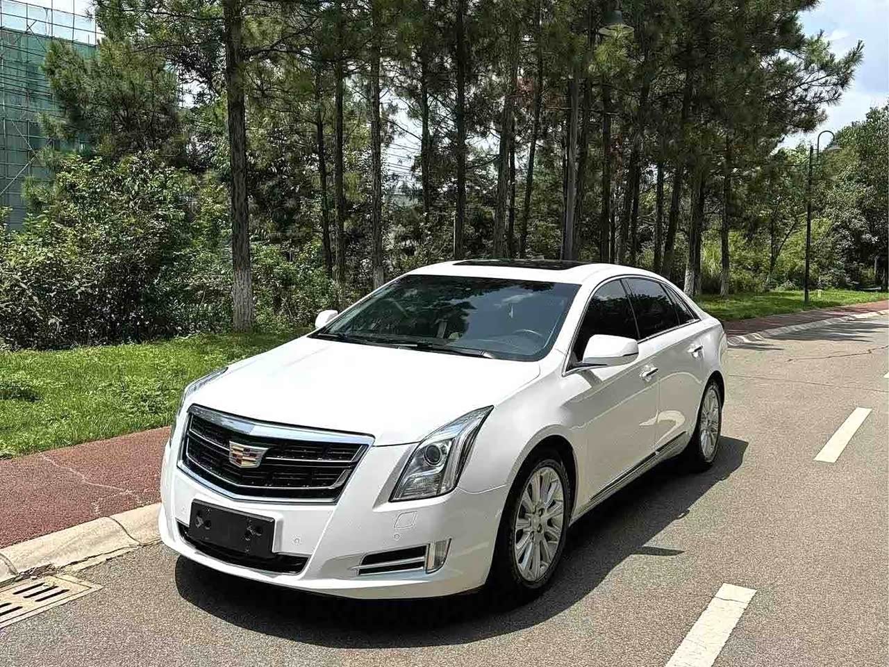 XTS 2017 28T Elite