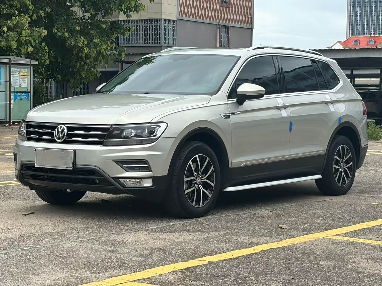 Tiguan L 2018 330TSI AT RWD Luxury