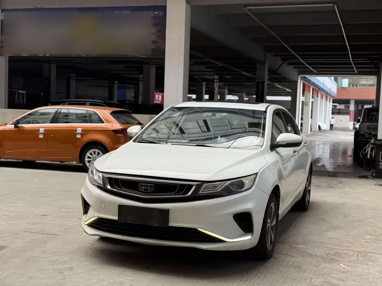 Emgrand GL 2018 1.8L DCT Elite Connected