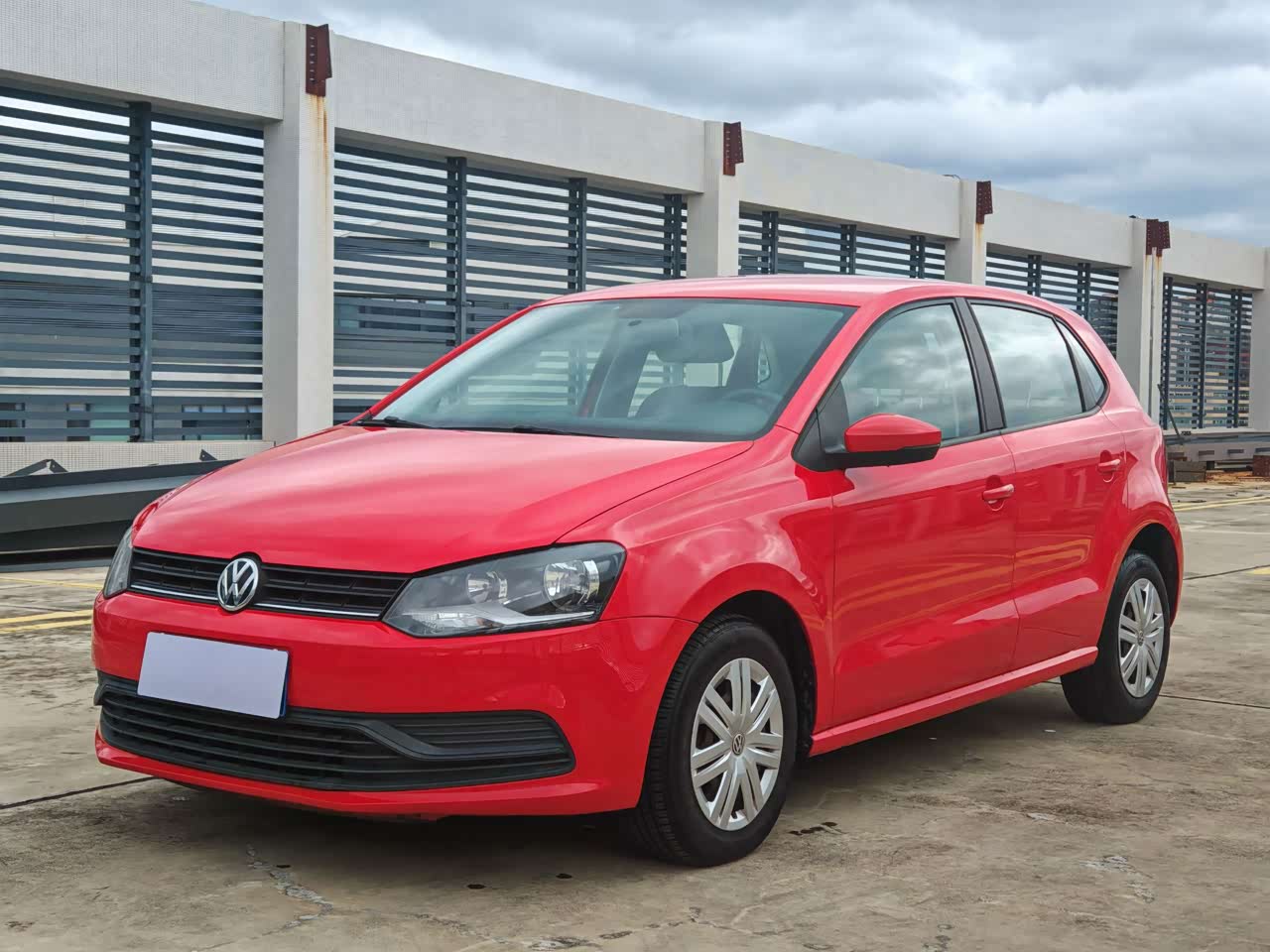 Polo 2016 1.4L AT