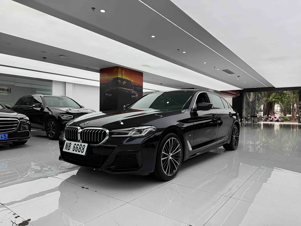 BMW5 Series 2022 530Li Leading M Sport Package