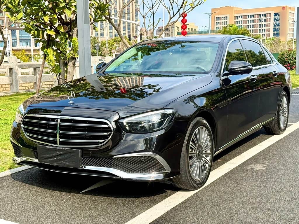 Mercedes-BenzE-Class 2023 Facelift E 300 L Luxury
