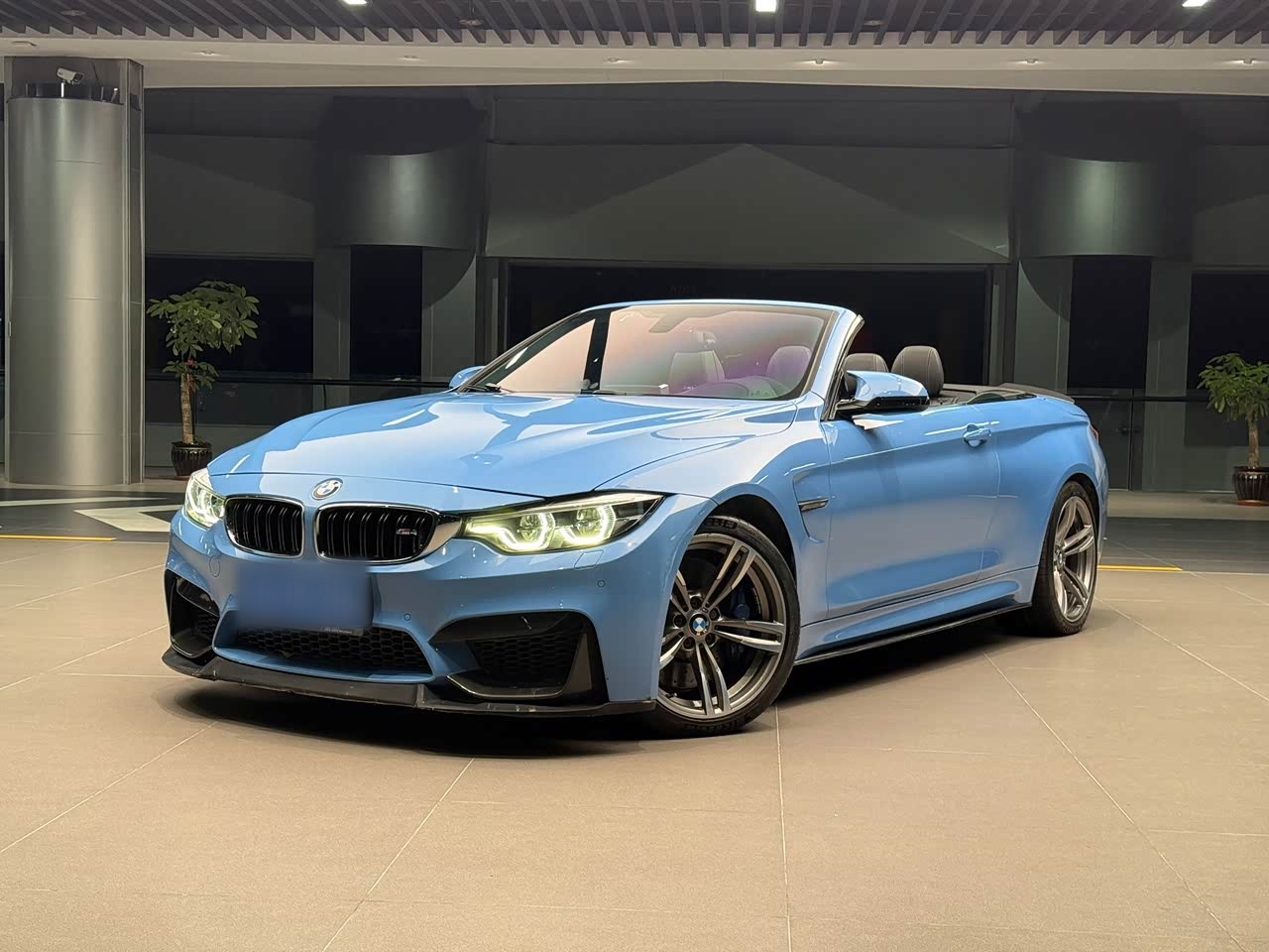BMWM4 2017 M4 Convertible Coupe