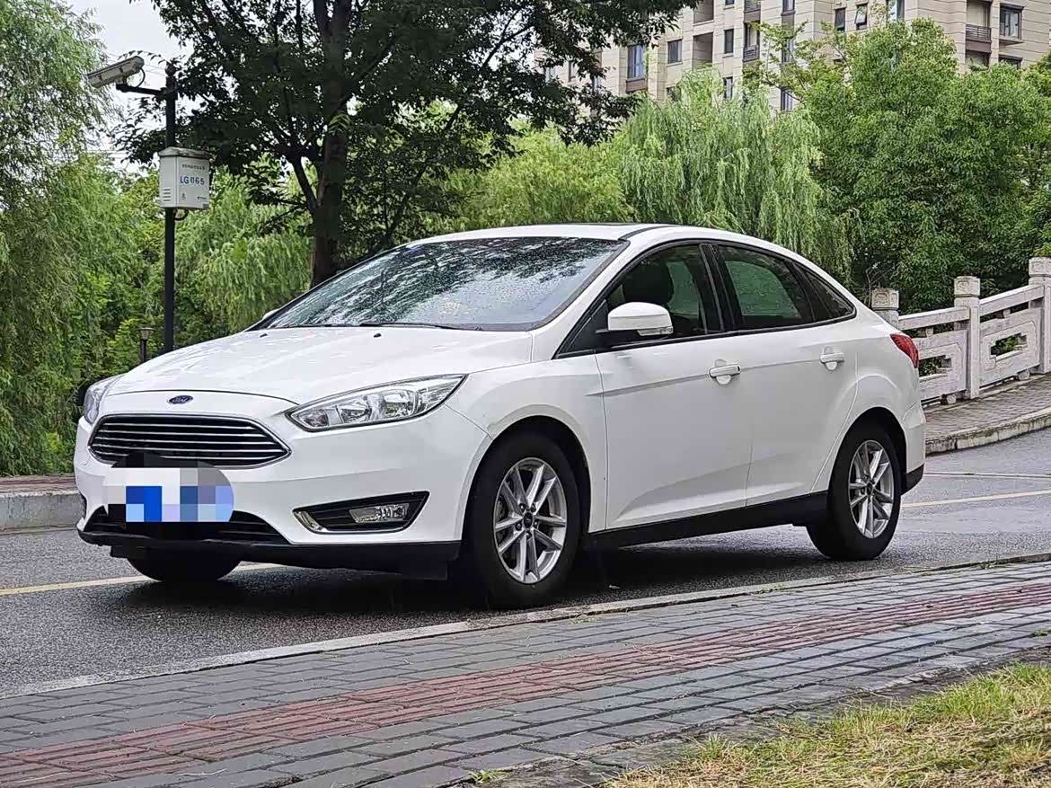 Focus 2017 Sedan 1.6L AT Fashion