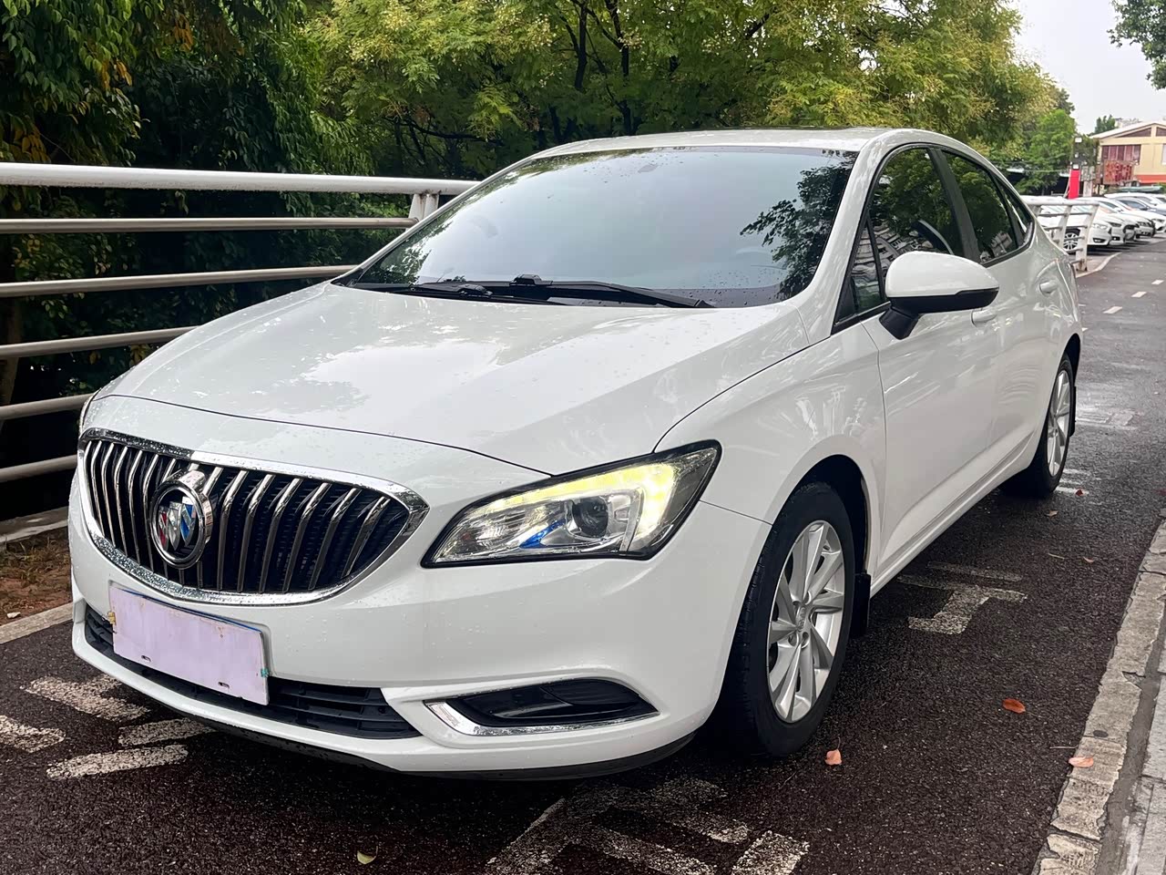 Verano 2017 Sedan 15S AT Leading