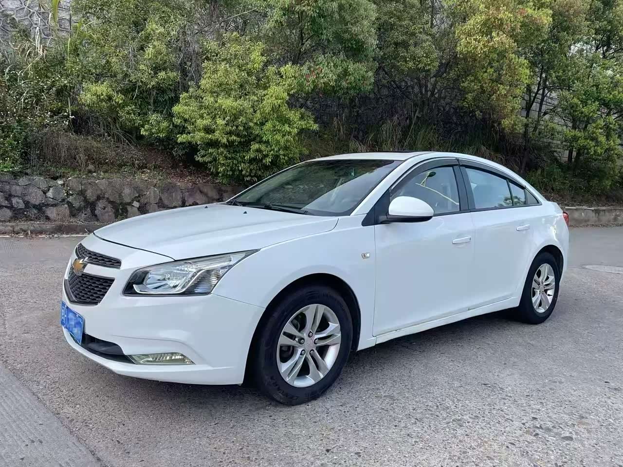 2015 1.5L Classic SE AT