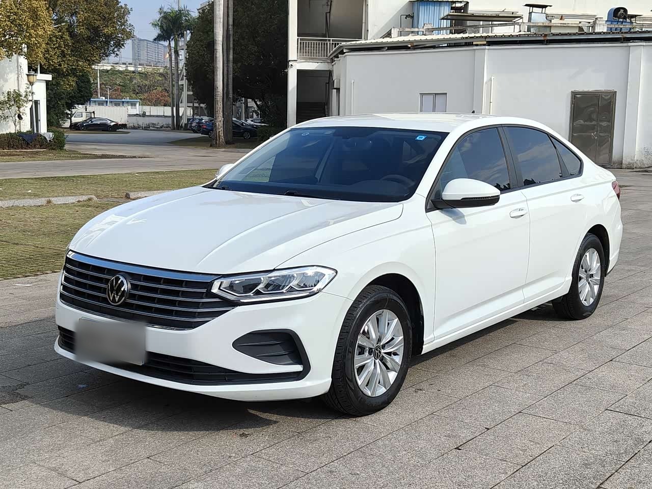 Lavida 2024 1.5L AT