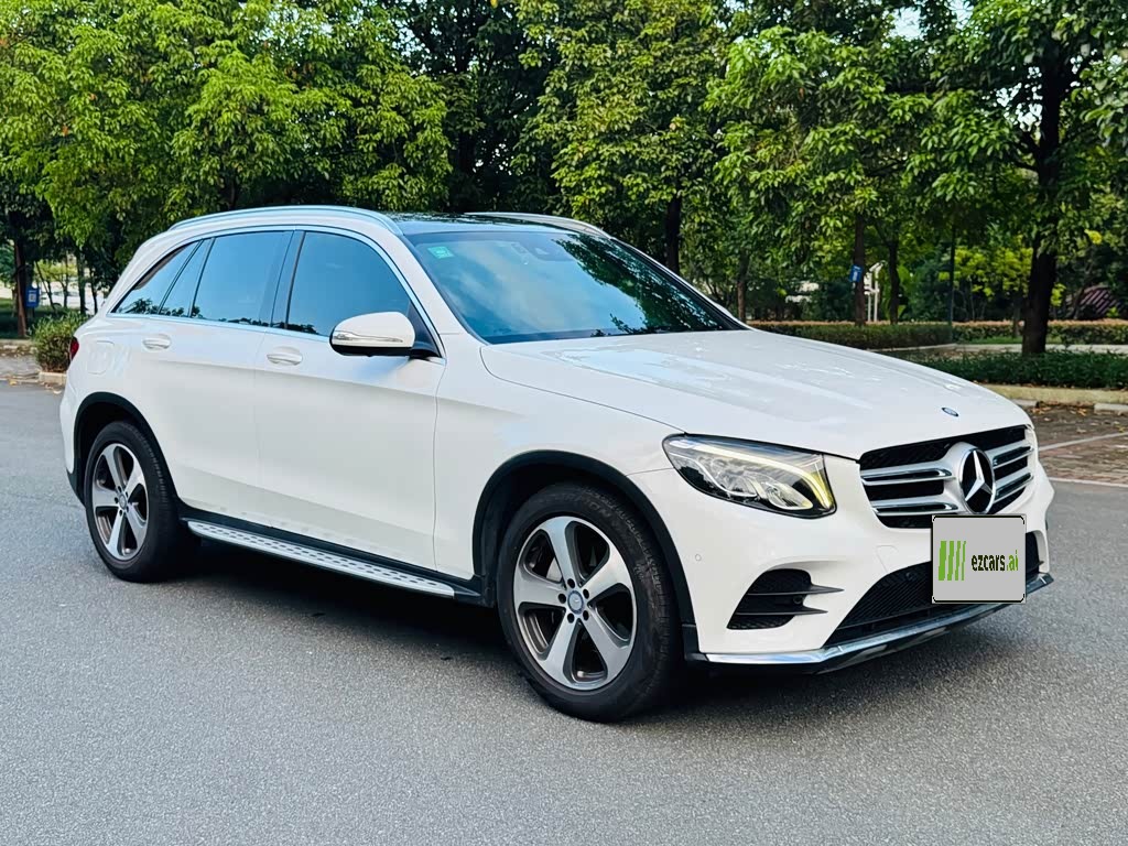 Mercedes-BenzGLC 2017 GLC 260 4MATIC Luxury