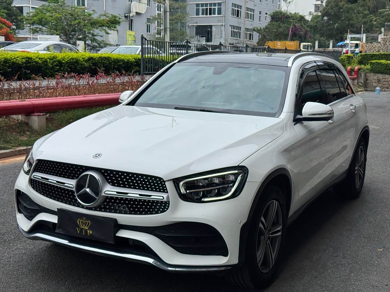 Mercedes-BenzGLC 2020 GLC 260 L 4MATIC Luxury