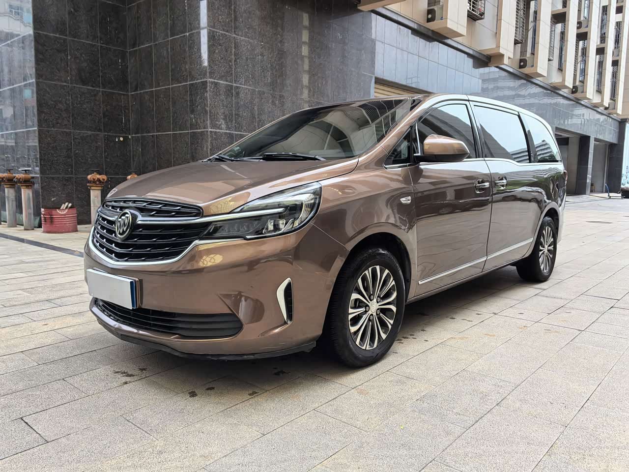 GL8 2021 652T Luxury