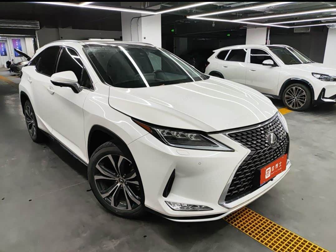 LexusRX 2020 Facelift 300 AWD Elegant