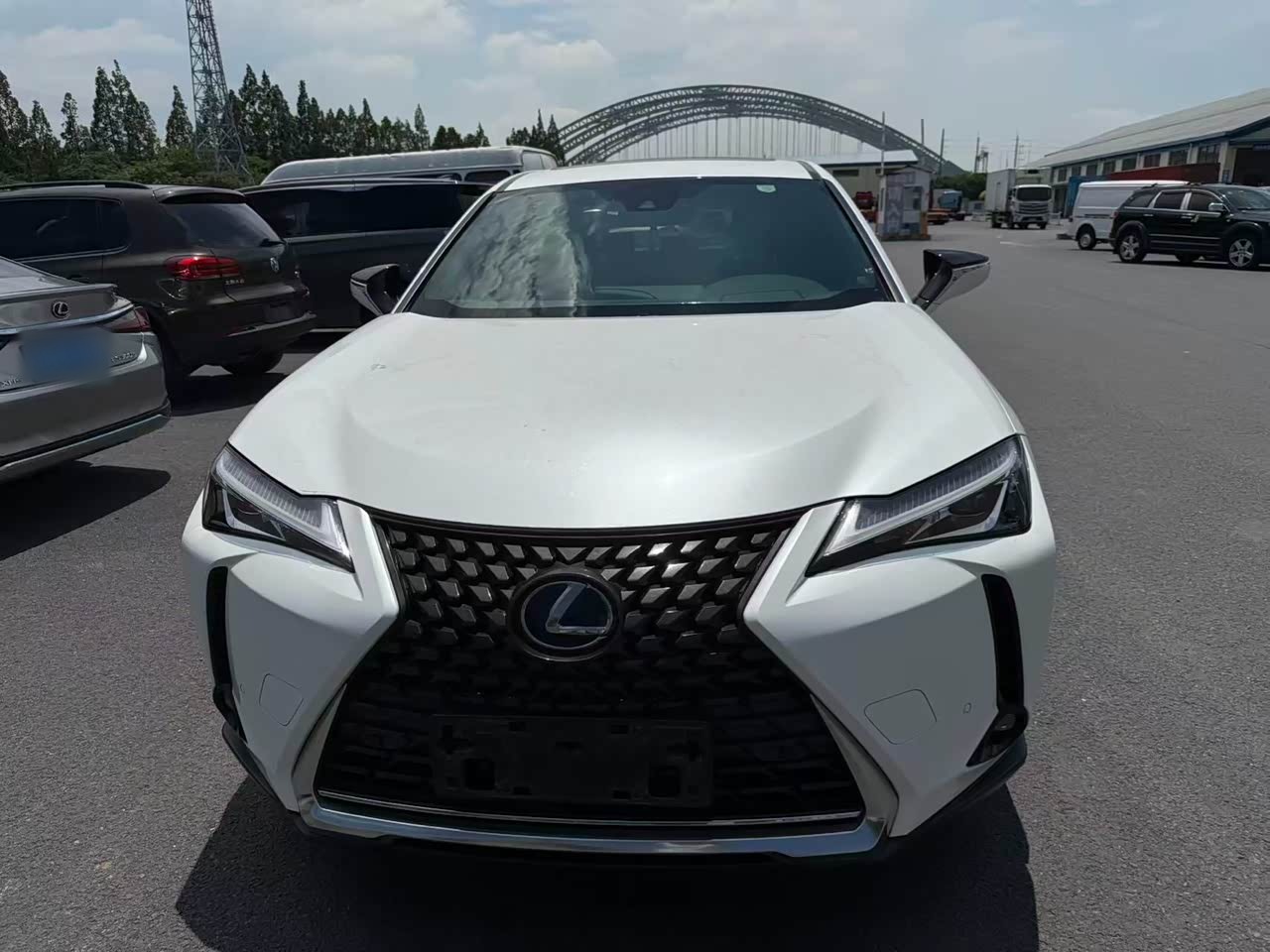 LexusUX 2020 260h China V