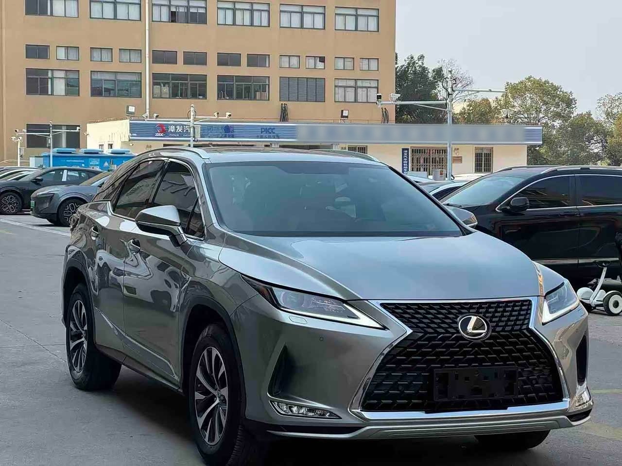 LexusRX 2020 Facelift 300 RWD Elite