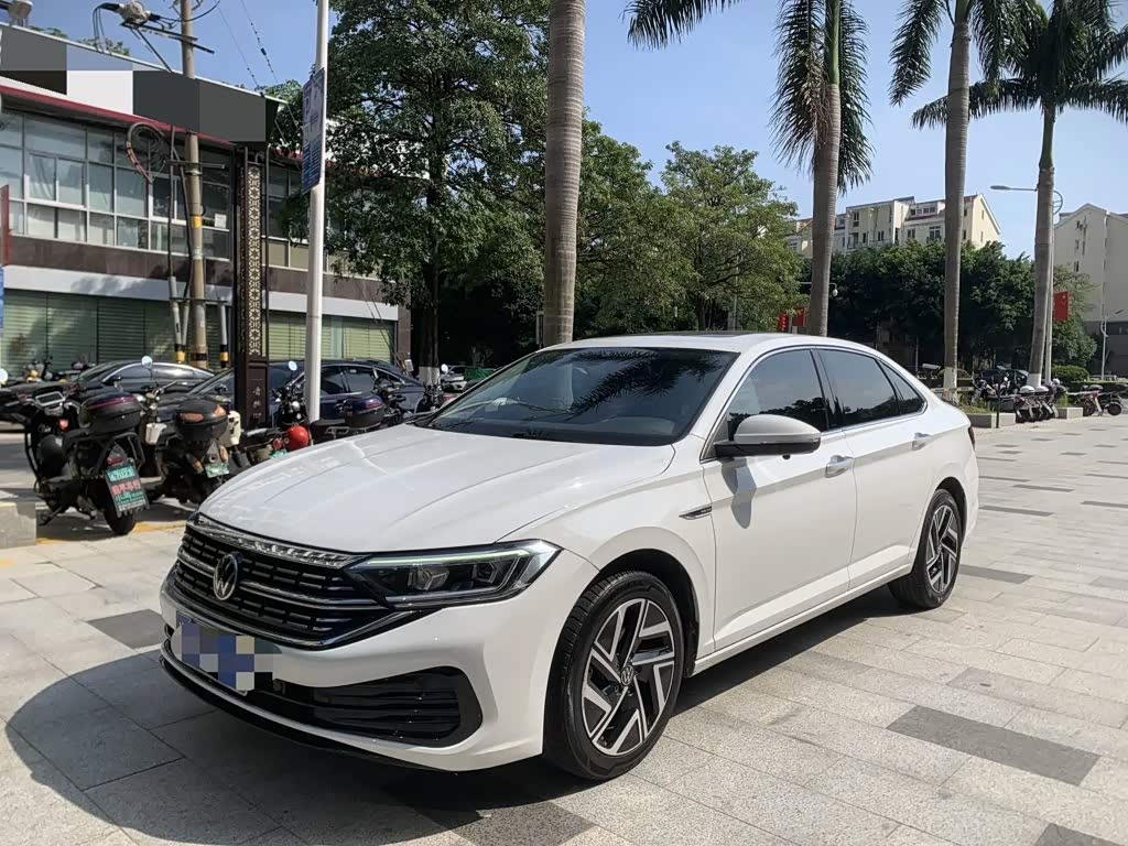 Sagitar 2023 200TSI DSG