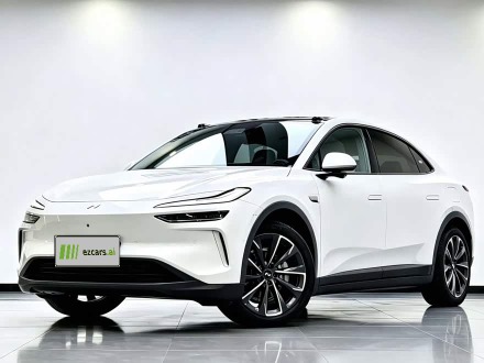 L60 2024 60kWh RWD