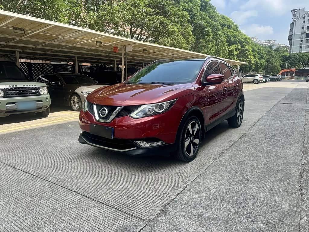 Qashqai 2016 2.0L CVTLuxury