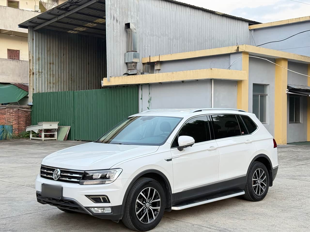 Tiguan L 2018 280TSI AT RWD Comfort