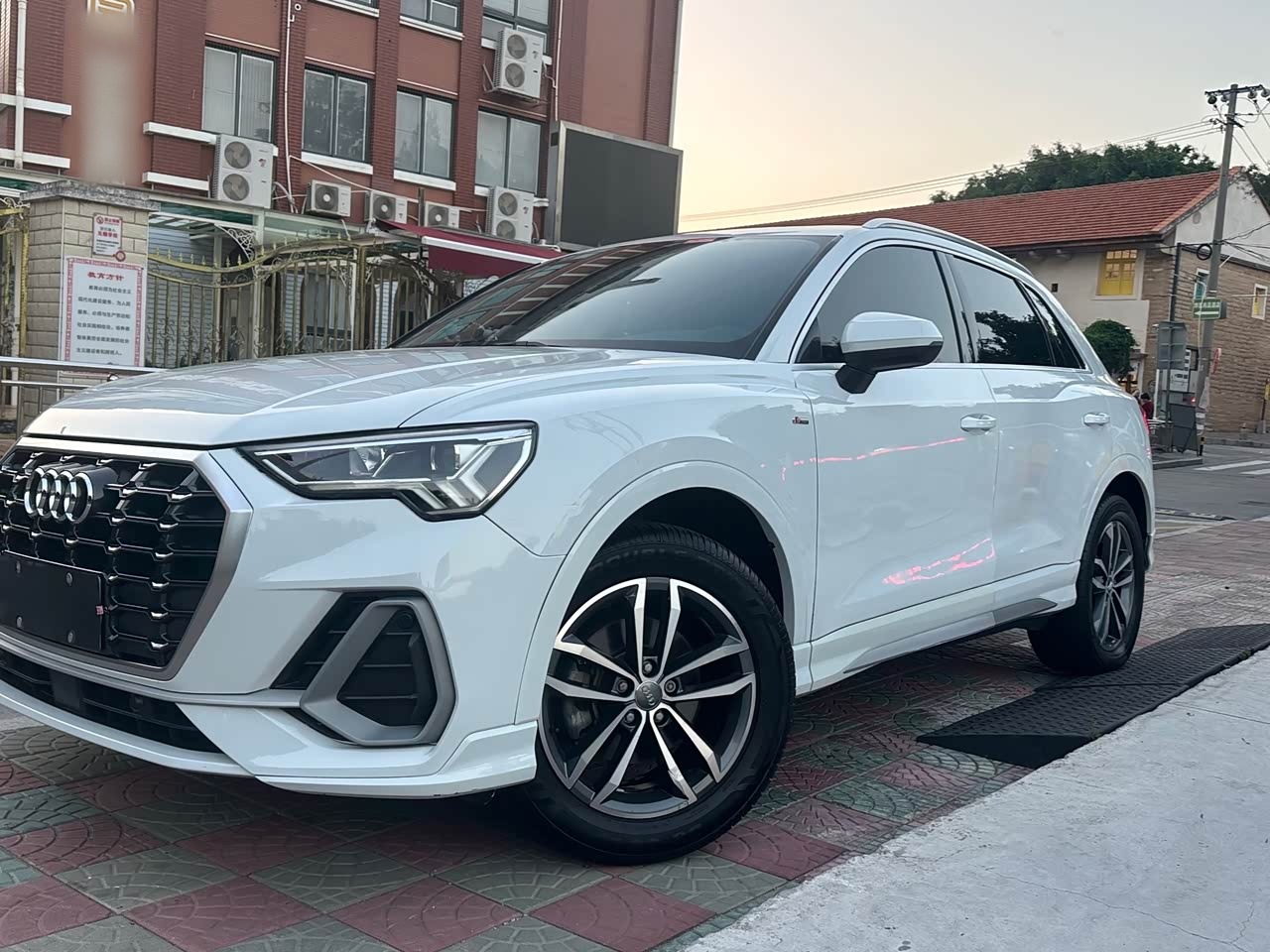 AudiQ3 2021 35 TFSI Fashion