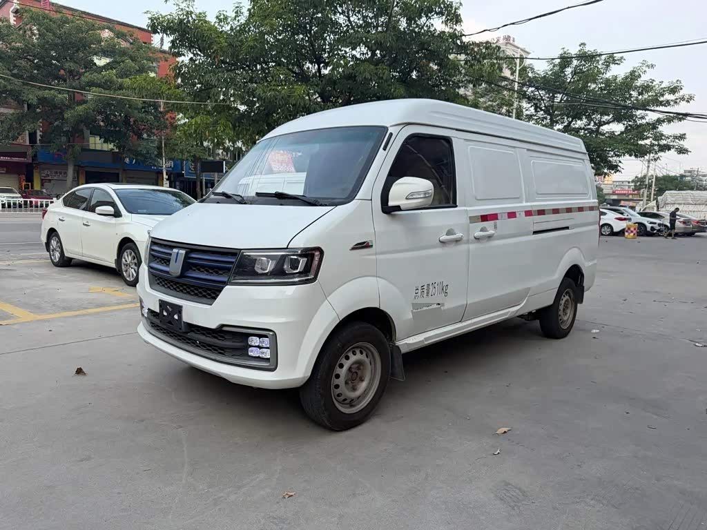 E5 2022 E5L EV Van 41.86kWh