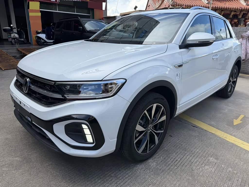 T-Roc 2025 300TSI DSG RWD