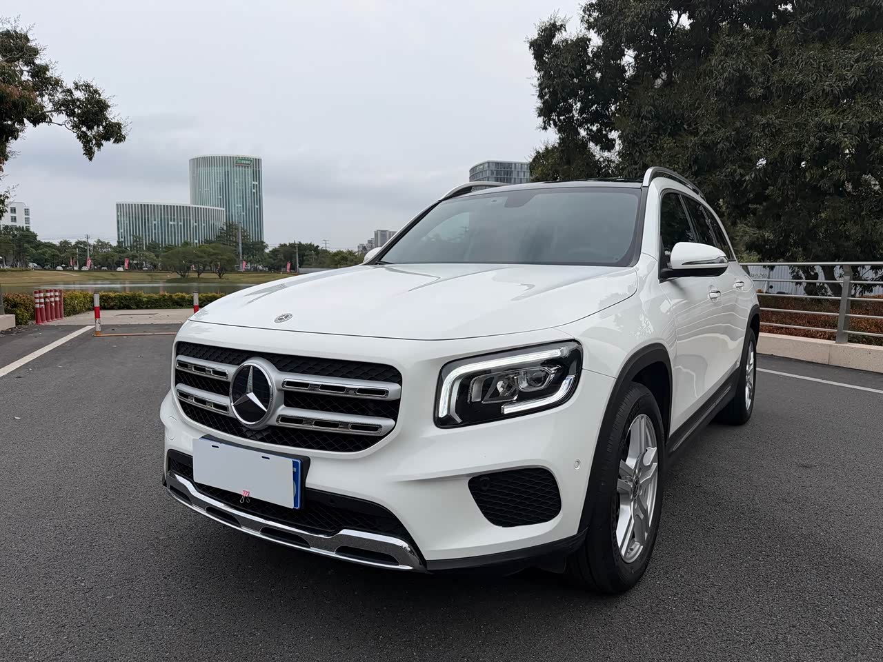 Mercedes-BenzGLB 2021 GLB 200 Dynamic