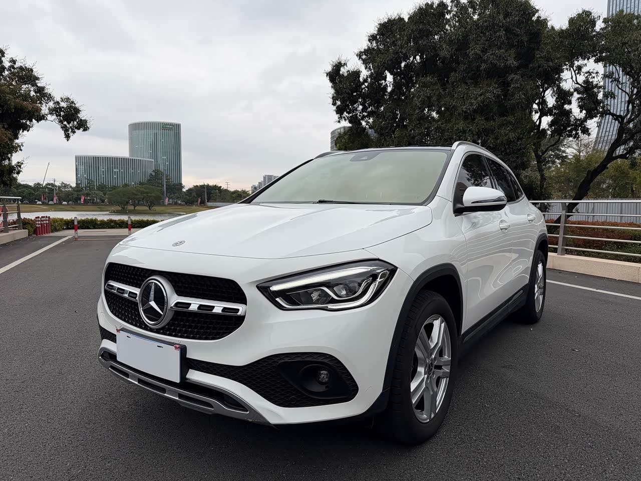 Mercedes-BenzGLA 2022 Facelift GLA 200