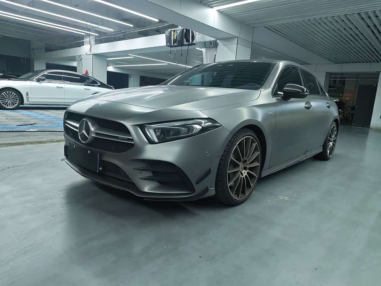 Mercedes-BenzA-ClassAMG 2023 AMG A 35 L 4MATIC