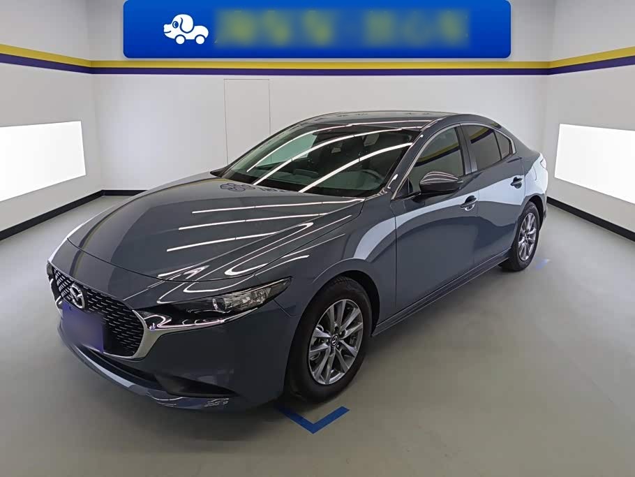 Mazda3 Axela 2023 2.0L AT