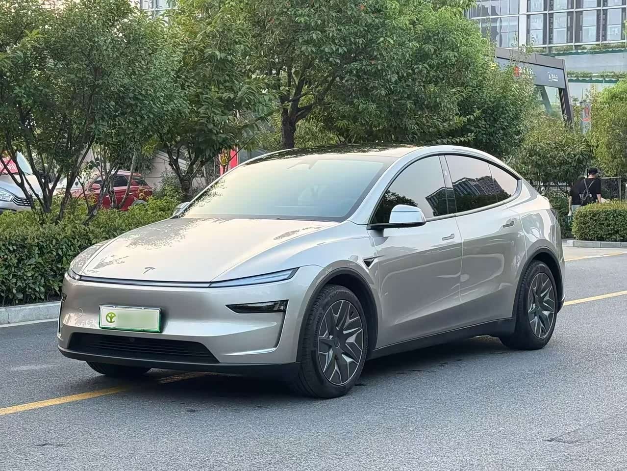 Model Y L 2025 Long Range AWD