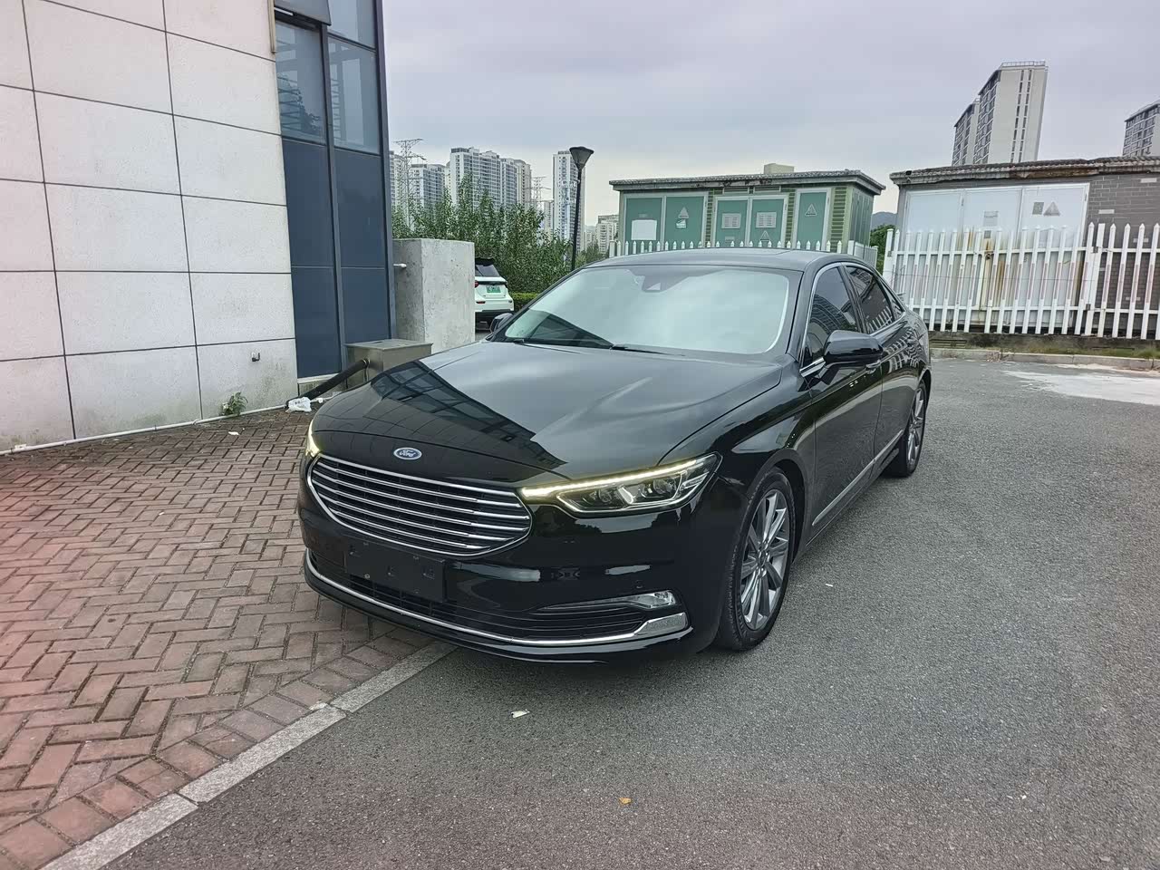 Taurus 2019 EcoBoost 245 Exclusive