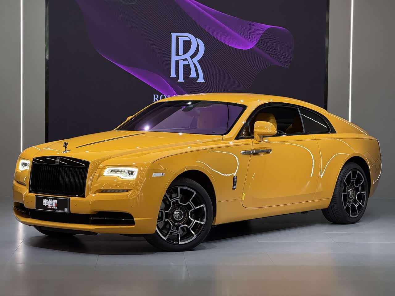 Wraith 2018 6.6T Black Badge