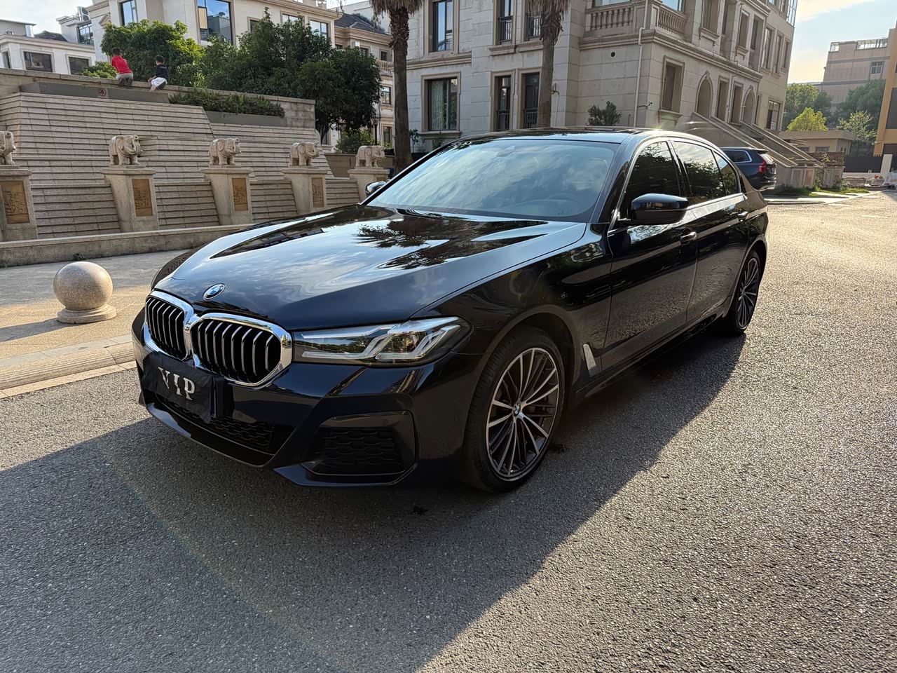 BMW5 Series 2023 530Li Leading M Sport Package