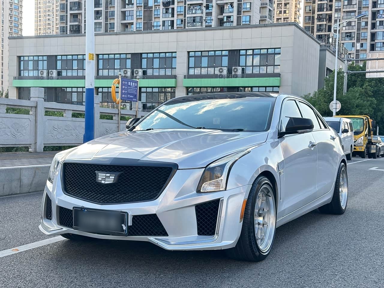 ATS-L 2017 28T Tech