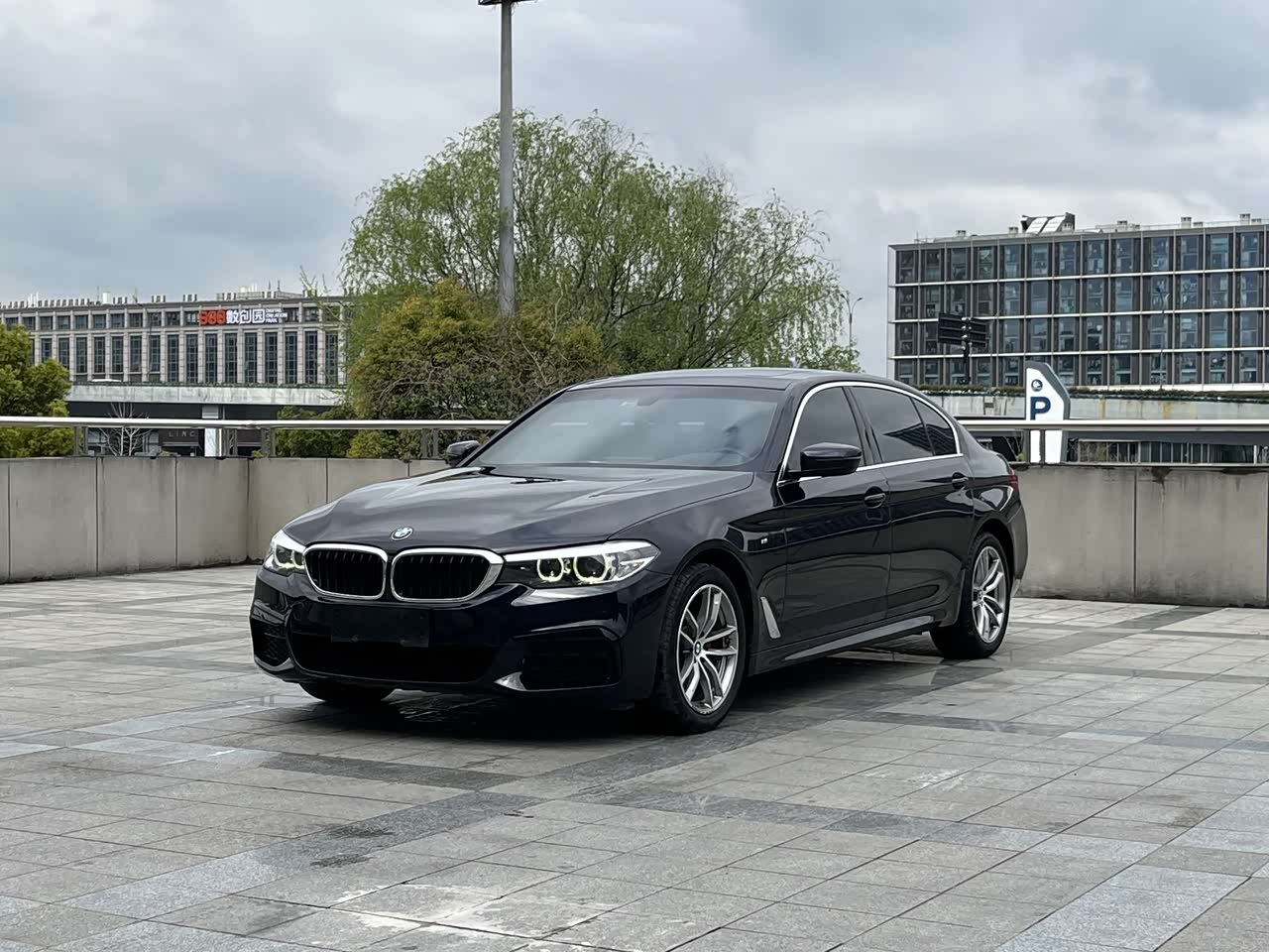 BMW5 Series 2020 525Li M Sport Package