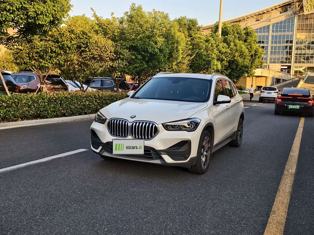 BMWX1 2022 sDrive25Li Leading