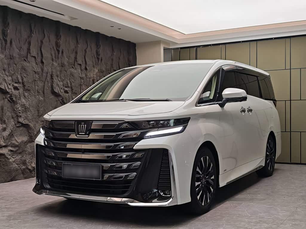 2024 Crown Hybrid 2.5L Supreme Executive