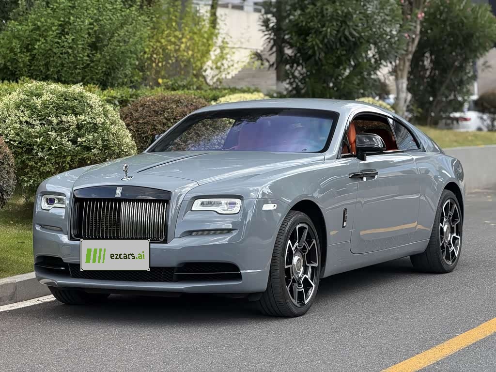 Wraith 2017 6.6T Black Badge Edition